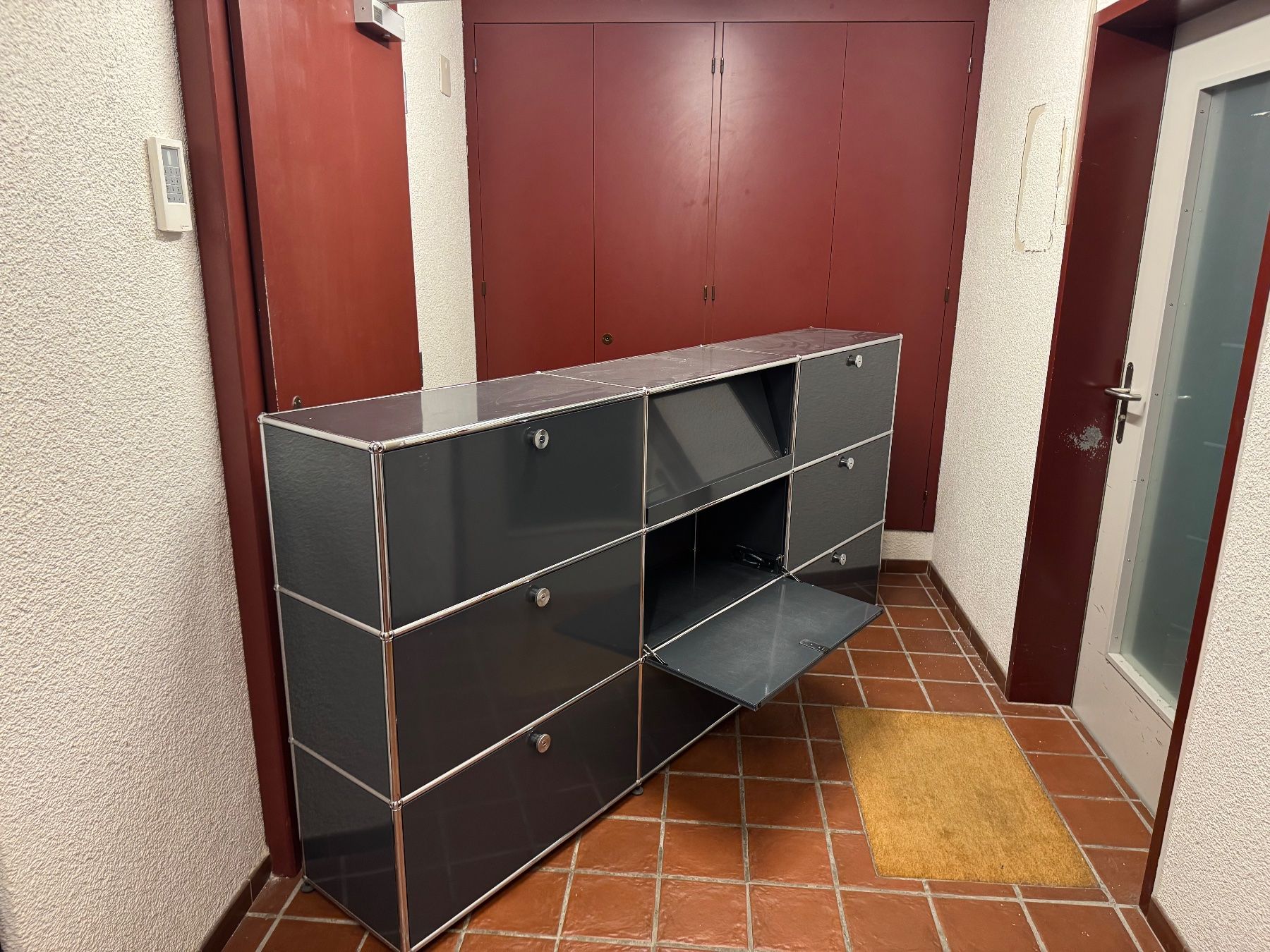USM Scaffali: Usm Highboard Empfangspult  Lieferung Gratis – Usato da Thun venduto da altstadt-thun 1