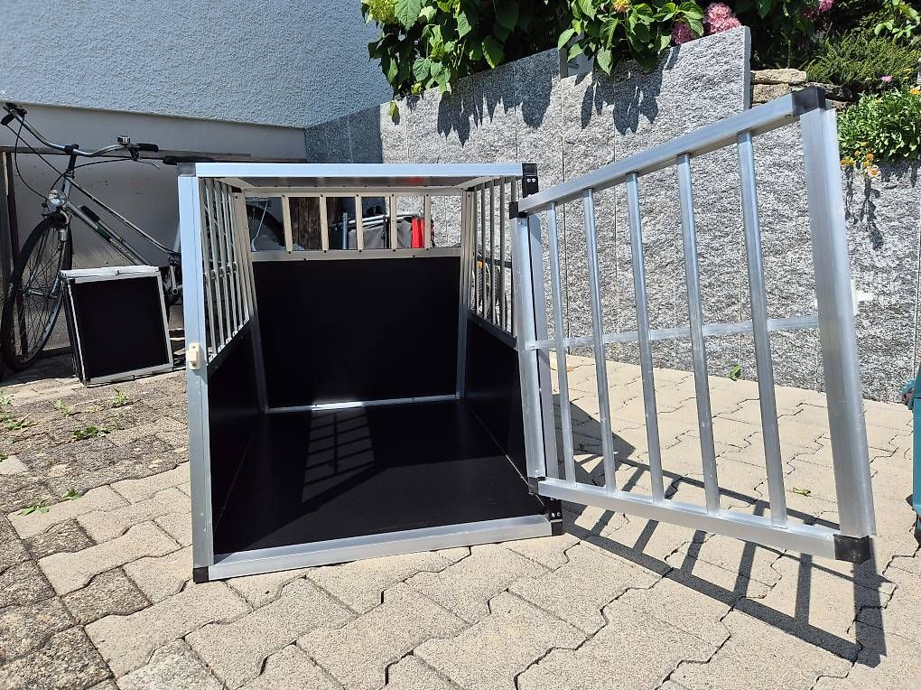 Gabbie, trasporto & Sicurezza: Hundekännel – Usato da Mellingen venduto da rwbw