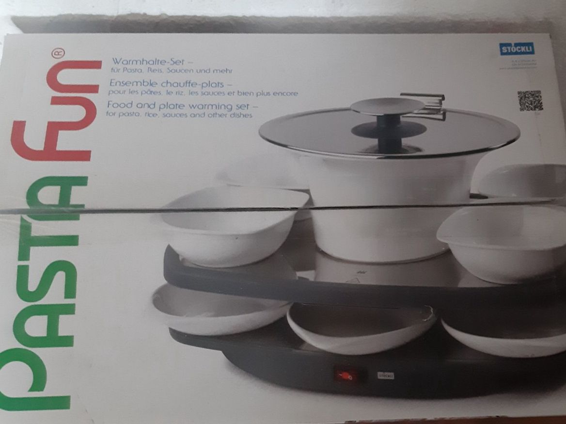 Set di piatti: Warmhalte Set Pasta Fun von Stöckli – Nuovo e nell'imballaggio originale da Wolfhausen venduto da elenora700