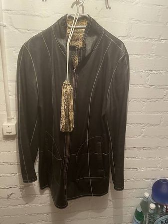 Leichte Damenlederjacke