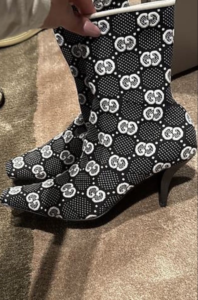 Gucci Chaussures femmes: Gucci – D'occasion à Reinach AG par MineD