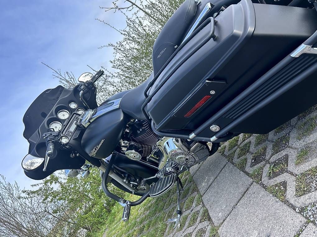 Harley-Davidson Touring: Harley-Davidson FLHXI Street Glide – Usato da Sempach venduto da ser_fz7b 3