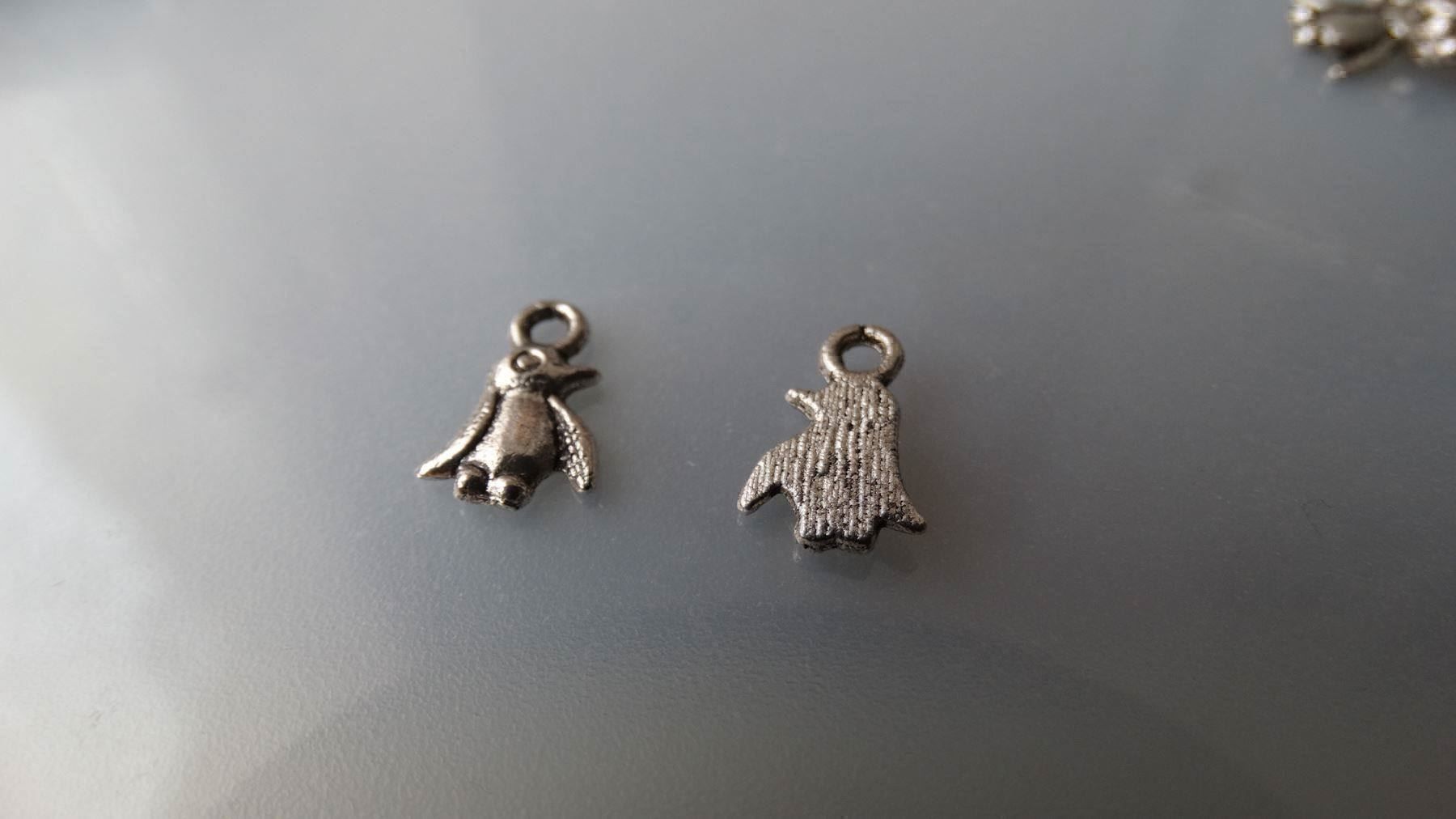 Anhänger: 5 Anhänger Pinguin ca13mm  altversilbert – Neu (gemäss Beschreibung) aus Alpnachstad von perlengaby