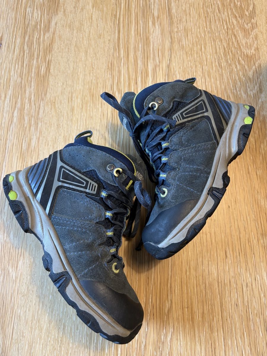 Meindl Scarpe per ragazzi: Meindl Wanderschuhe Gr. 28 – Usato da Weiningen ZH venduto da plipp_90 2