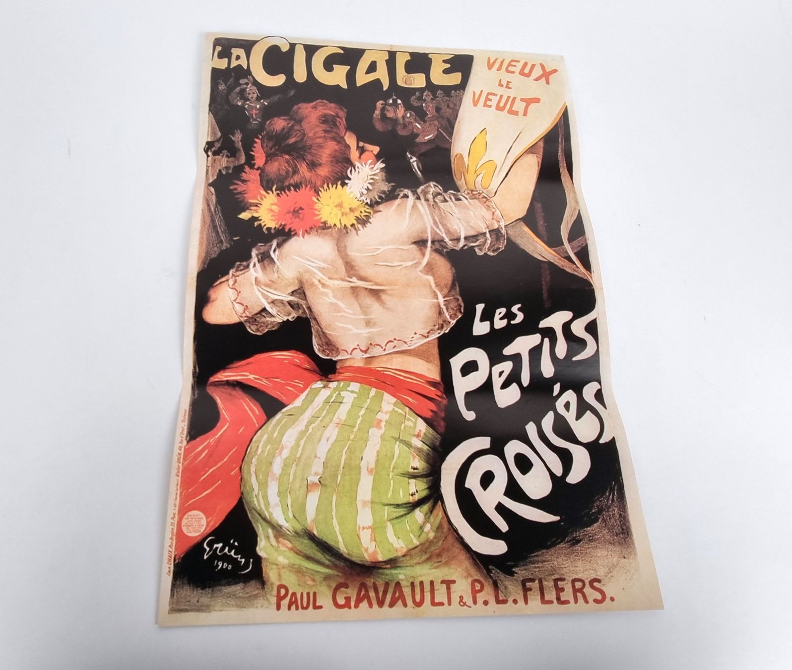 Posters & Illustrations: Werbeplakate mit antiken Designs 8 Stk. – D'occasion à Urtenen-Schönbühl par Restwert_Schoenbuehl