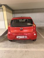 Kia Picanto mit Sternehimmel 