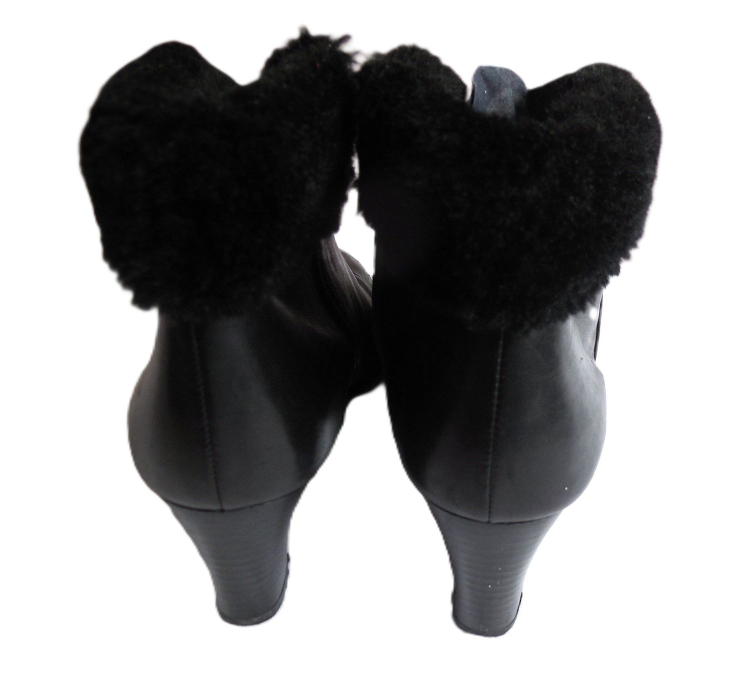 Scarpe da donna: Gr. 36 süsse schwarze Leder Stiefeletten – Usato da Basel venduto da FRAU.ZAUBER.MOND 2