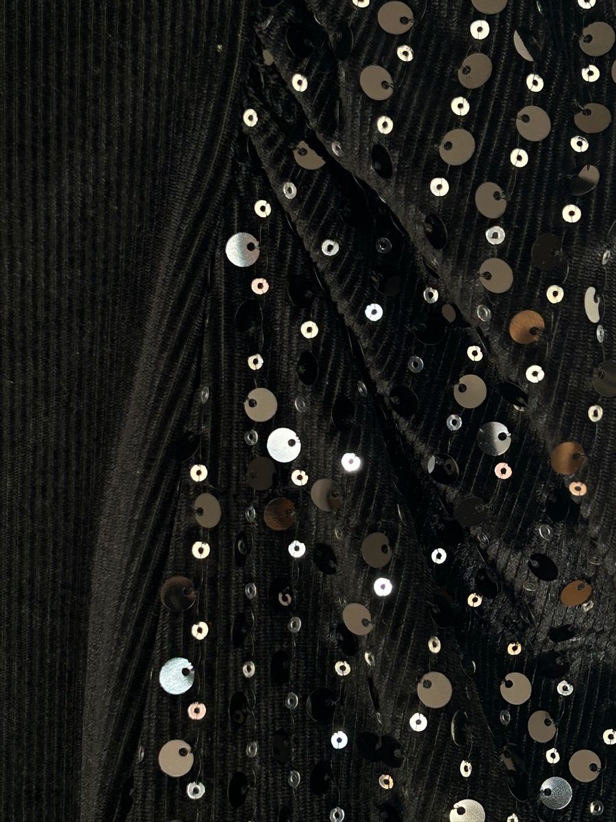 Desigual Top: Desigual party top – Nuovo (secondo la descrizione) da Hermance venduto da Madi_26 2