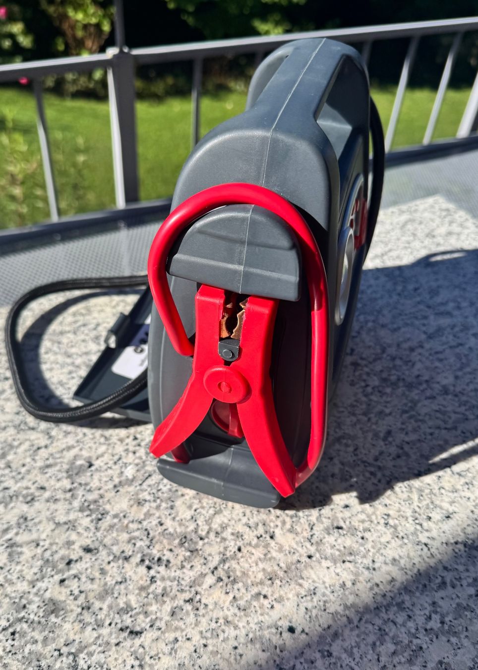 Caricabatterie: Cartrend Profi Power Station 12V mit Kompressor – Usato da Stäfa venduto da snm52 3