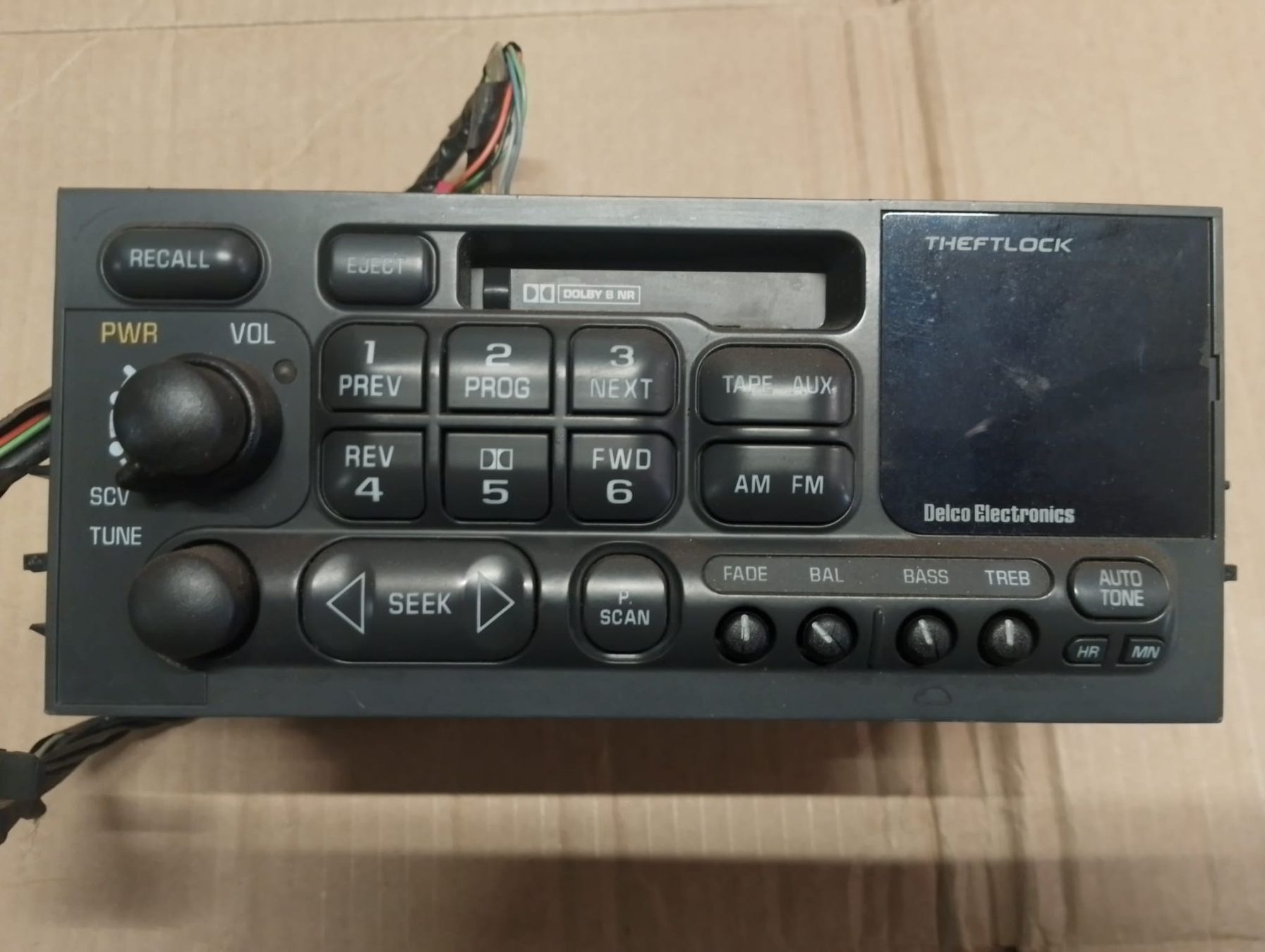 Radios: Autoradio,  Delco Electronics – Gebraucht aus Niedergösgen von usc_tt5r