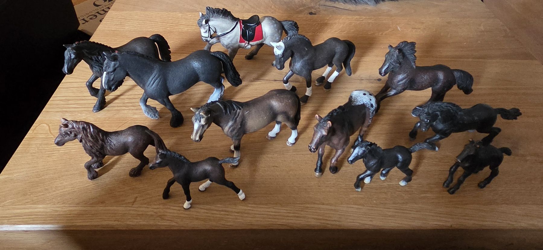 Schleich Giocattoli: Schleich Pferde 12- teilig – Usato da Rafz venduto da leoncupra
