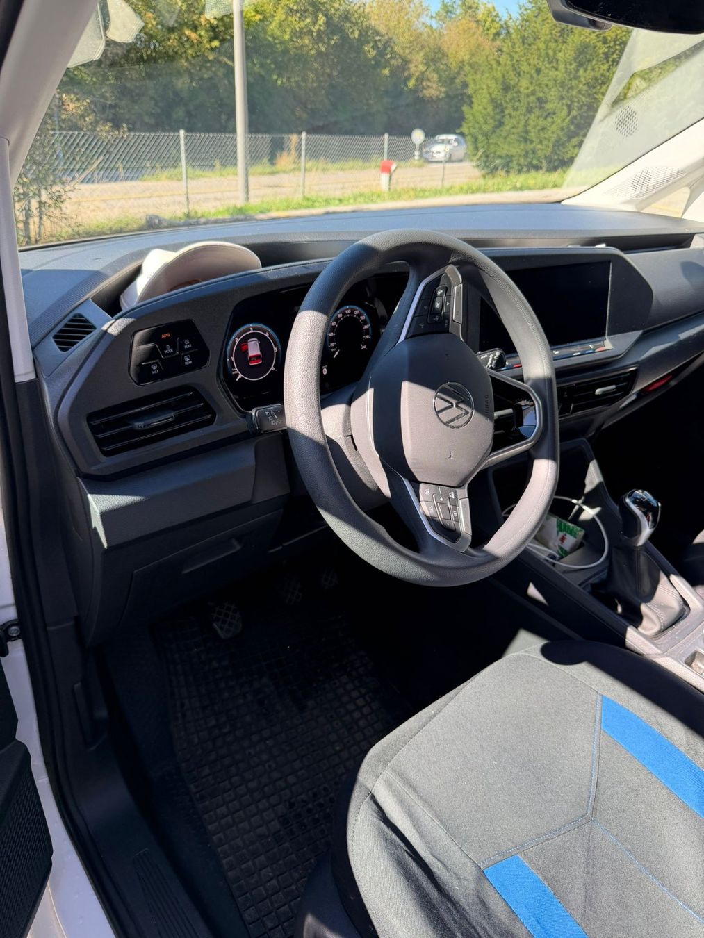 VW Veicoli commerciali: VW Cady 2024 – Usato da Schliern b. Köniz venduto da yugioh_93 2