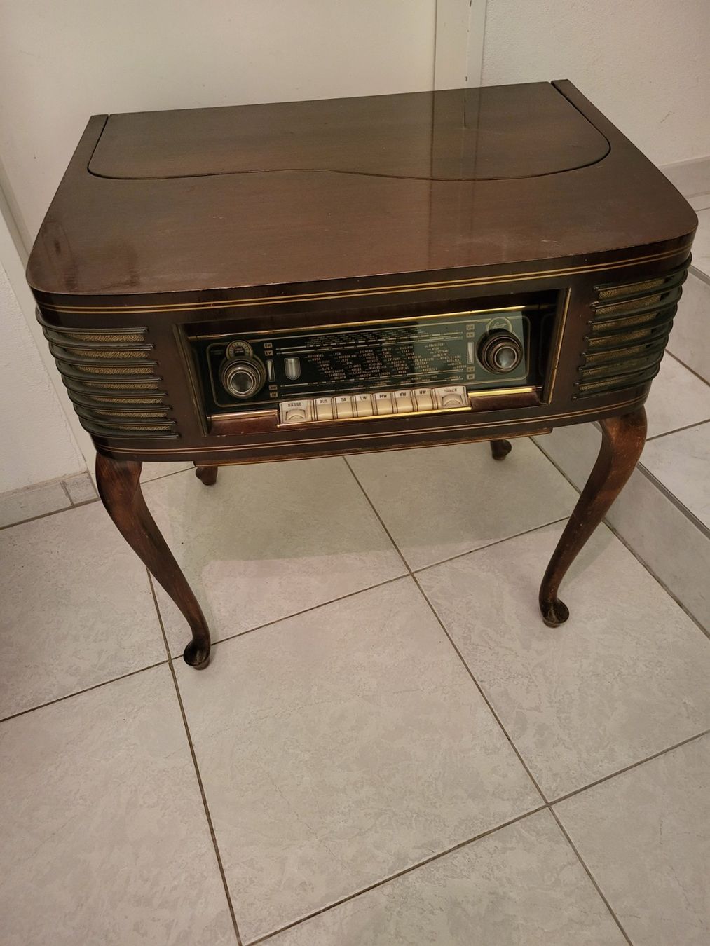 Loewe Radios: Loewe Opta Spinett - Musiktruhe – Gebraucht aus Rümlang von Turrin