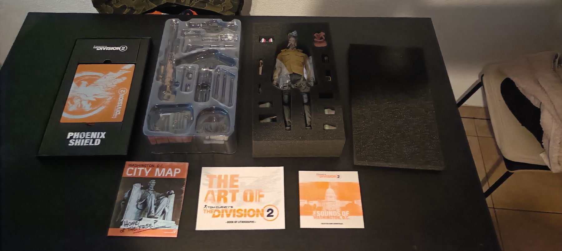 Sony Giochi: The Division 2 Collector's Edition  – Nuovo (secondo la descrizione) da Embrach venduto da jos_b9jl 3
