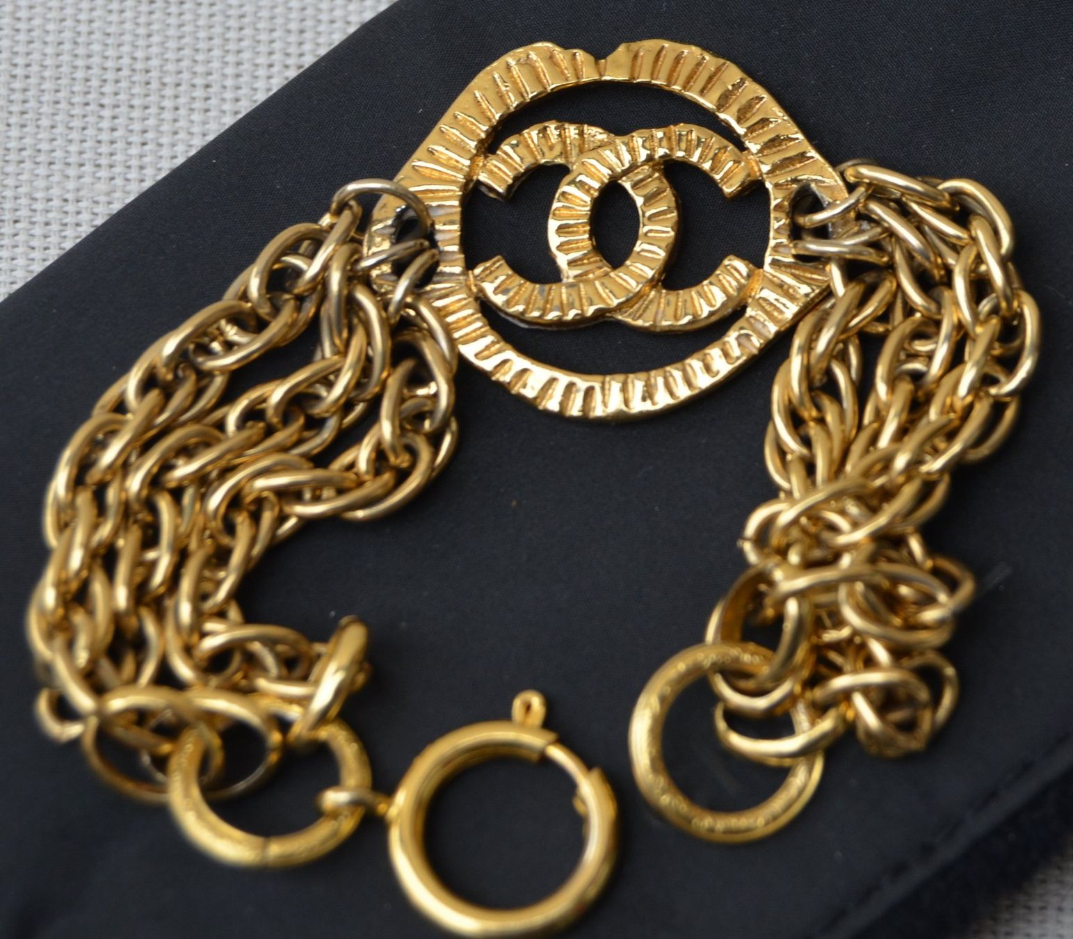 Chanel Bracciali & Braccialetti: Chanel Armband / Bracelet – Nuovo e nell'imballaggio originale da Collonges venduto da Auganien 6