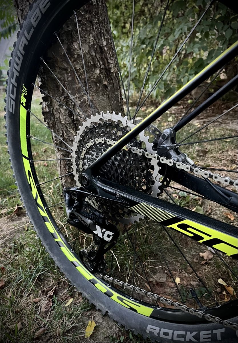 Scott Velos: Scott Scale RC 700 World Cup 27.5" M – Gebraucht aus Froideville von WellTone.ch 5