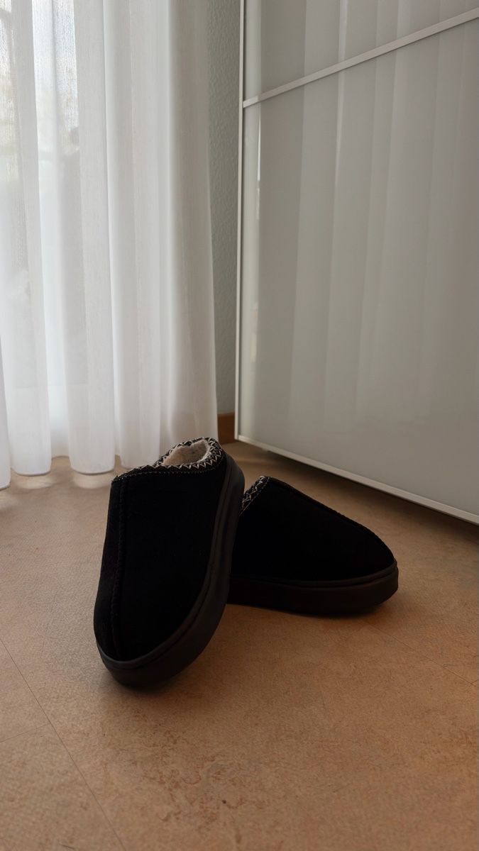 Scarpe da donna: Cozy Autumn Boots – Nuovo (secondo la descrizione) da Bülach venduto da user558 2
