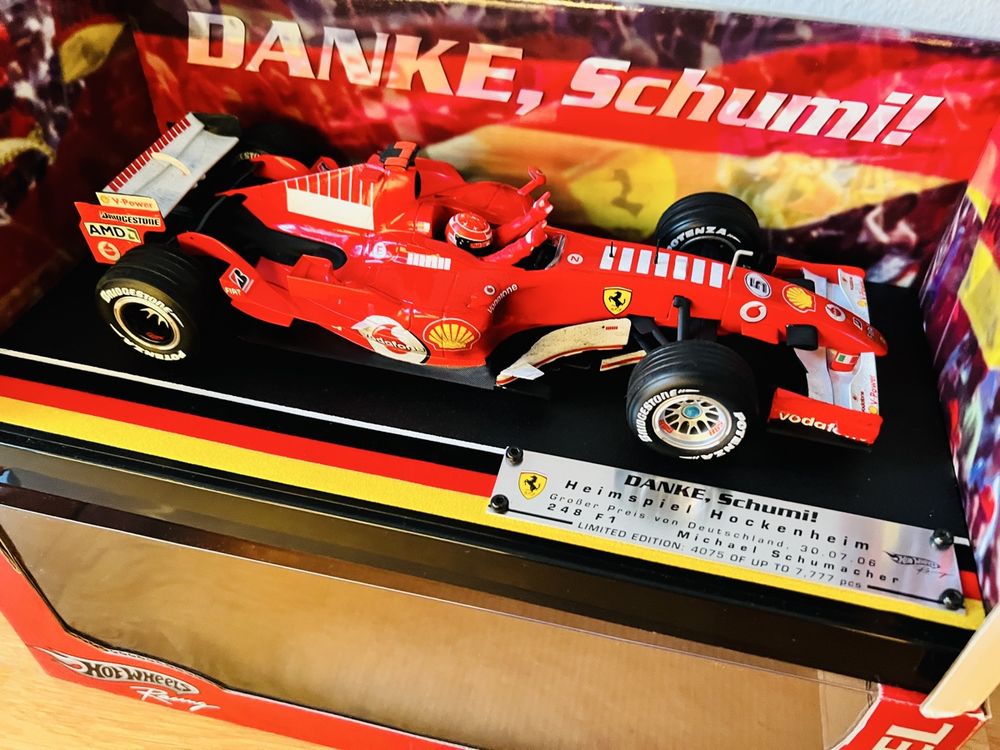 HotWheels 1:18 M. Schumacher Ferrari F1-2000 #3 Version Lancement formule 1 2000 26697 modèle
