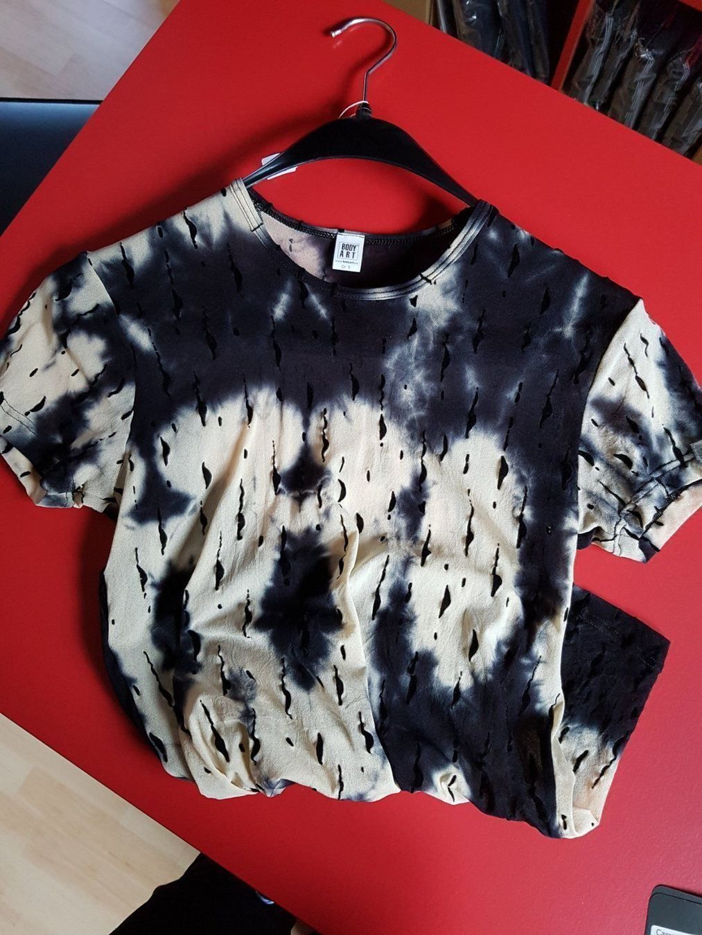 T-shirt: Shirt Body Art M beige/schwarz – Nuovo (secondo la descrizione) da Gams venduto da inf_lj66