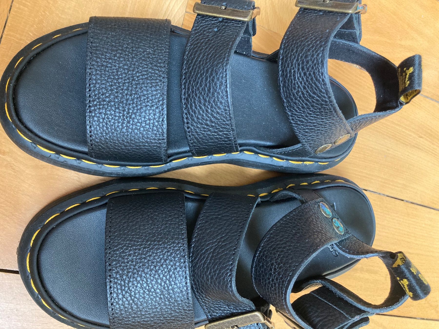 Dr. Martens Scarpe da uomo: Dr. Martens Sandalen – Nuovo (secondo la descrizione) da Zürich venduto da TheresaK01 2