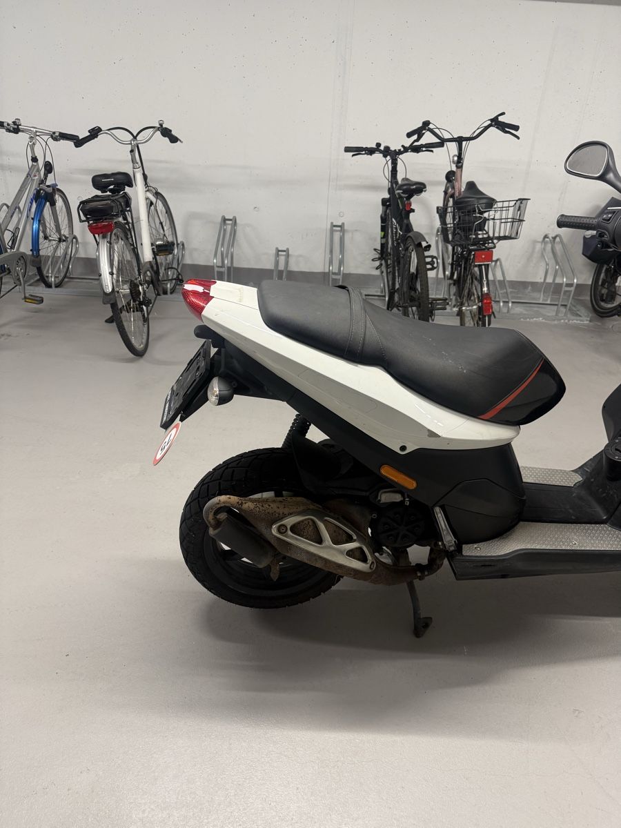 Piaggio Scooters: Roller Piaggio NRG DD Power 75KMH – D'occasion à Grenchen par Leonardo29 2