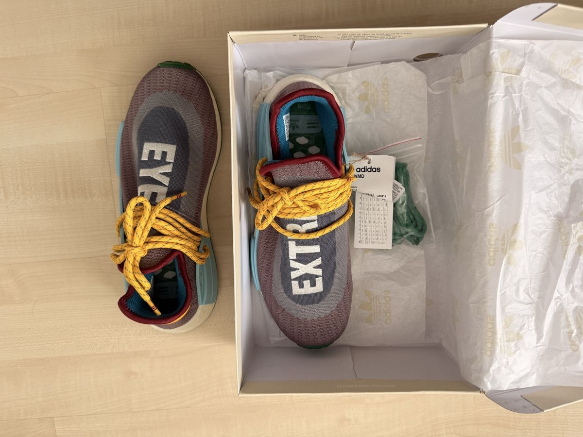 Adidas Scarpe da uomo: Adidas NMD Hu Pharrell Extra Eye Grau – Nuovo e nell'imballaggio originale da Neerach venduto da lar_tkp2