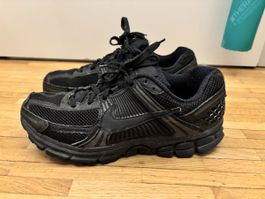 Nike Sneaker Zoom Vomero Gr.42 Herren (NP 150 mit Quittung)
