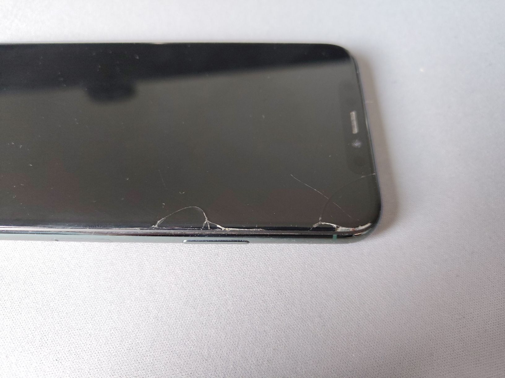 Apple Telefoni cellulari / Smartphones: iPhone 11 Pro – Usato da Territet venduto da jam_2yx7 6