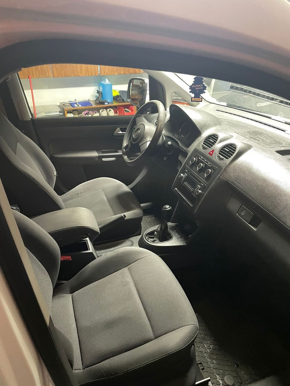 VW Automobili: VW Caddy 1.6 – Usato da Grand-Lancy venduto da A.P_ 4