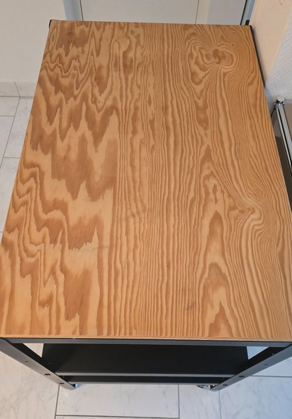 Ikea Carrelli di servizio: IKEA BROR Servierwagen - 85x55 cm – Usato da Meilen venduto da melanieolivia 1