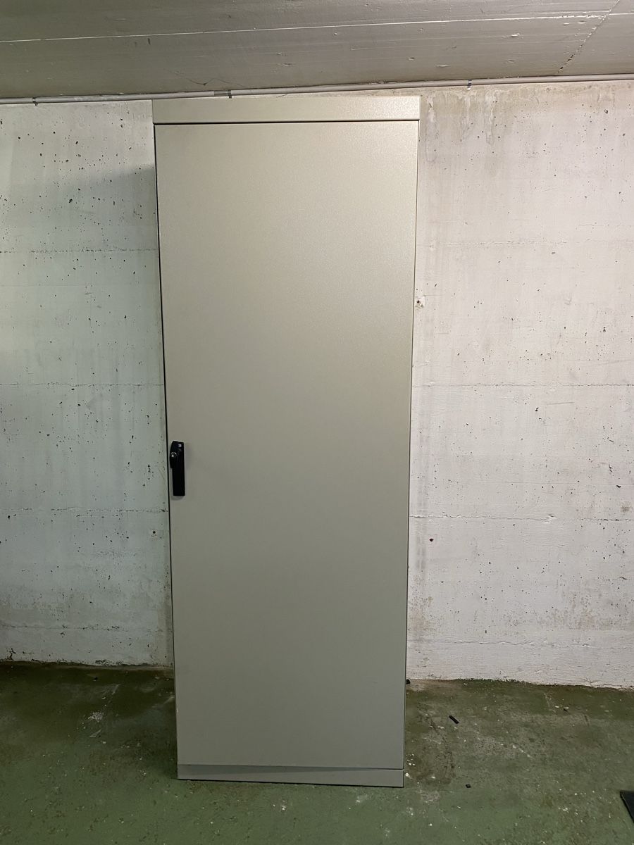 Schränke: Elektroschrank Standverteiler – Gebraucht aus Hägglingen von Karin0802