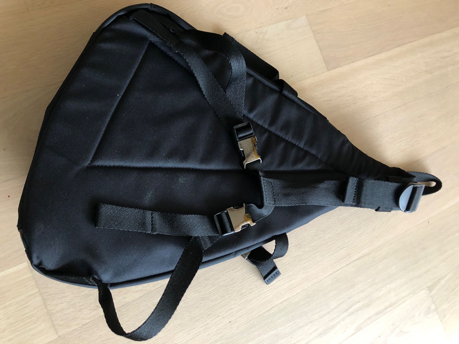 Joop Zaini: JOOP Rucksack Damen – Nuovo (secondo la descrizione) da Solothurn venduto da SusanneL01 4