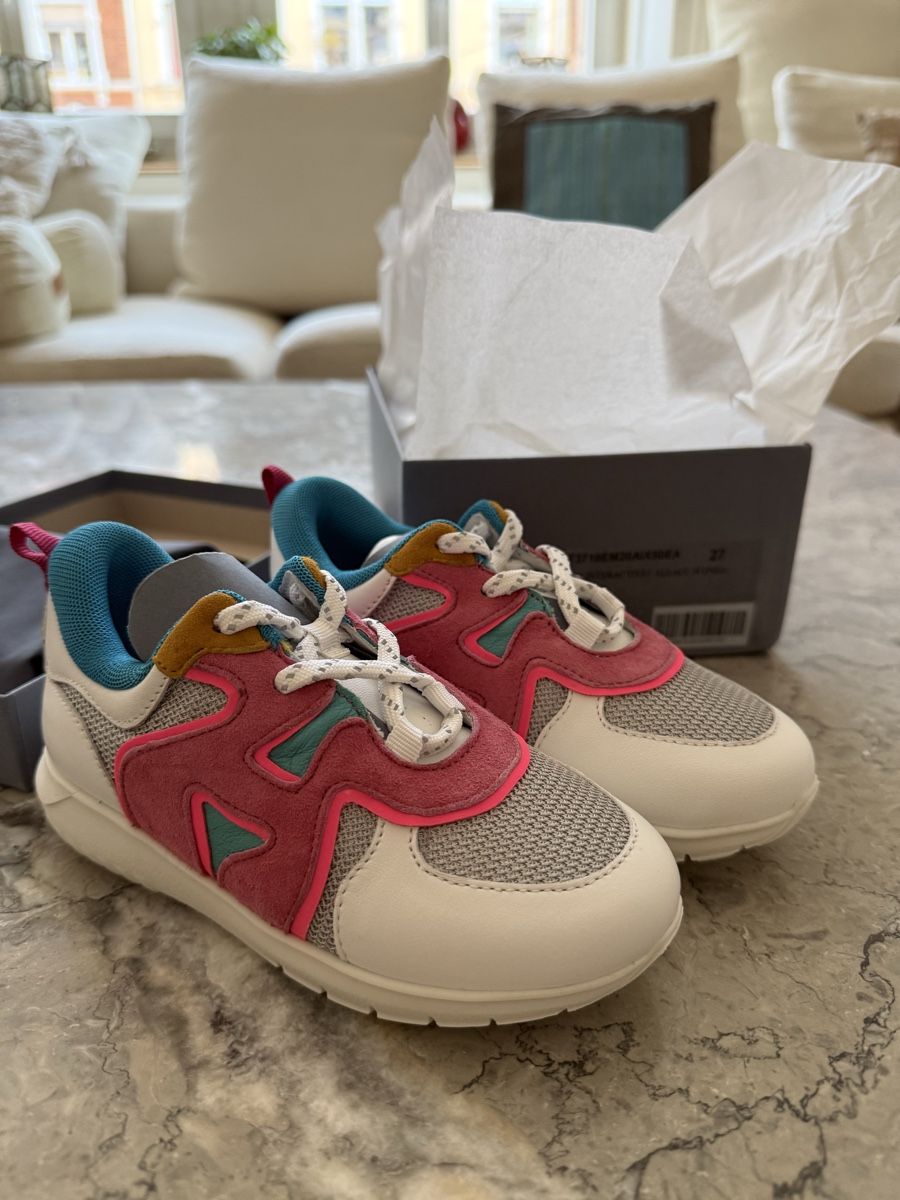 Hogan Scarpe per ragazzi: Hogan Kinder Schuhe - Grösse 27 - Neu – Nuovo e nell'imballaggio originale da Zürich venduto da Shushu_Zurich