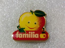 Ansteckpin 3: Familia