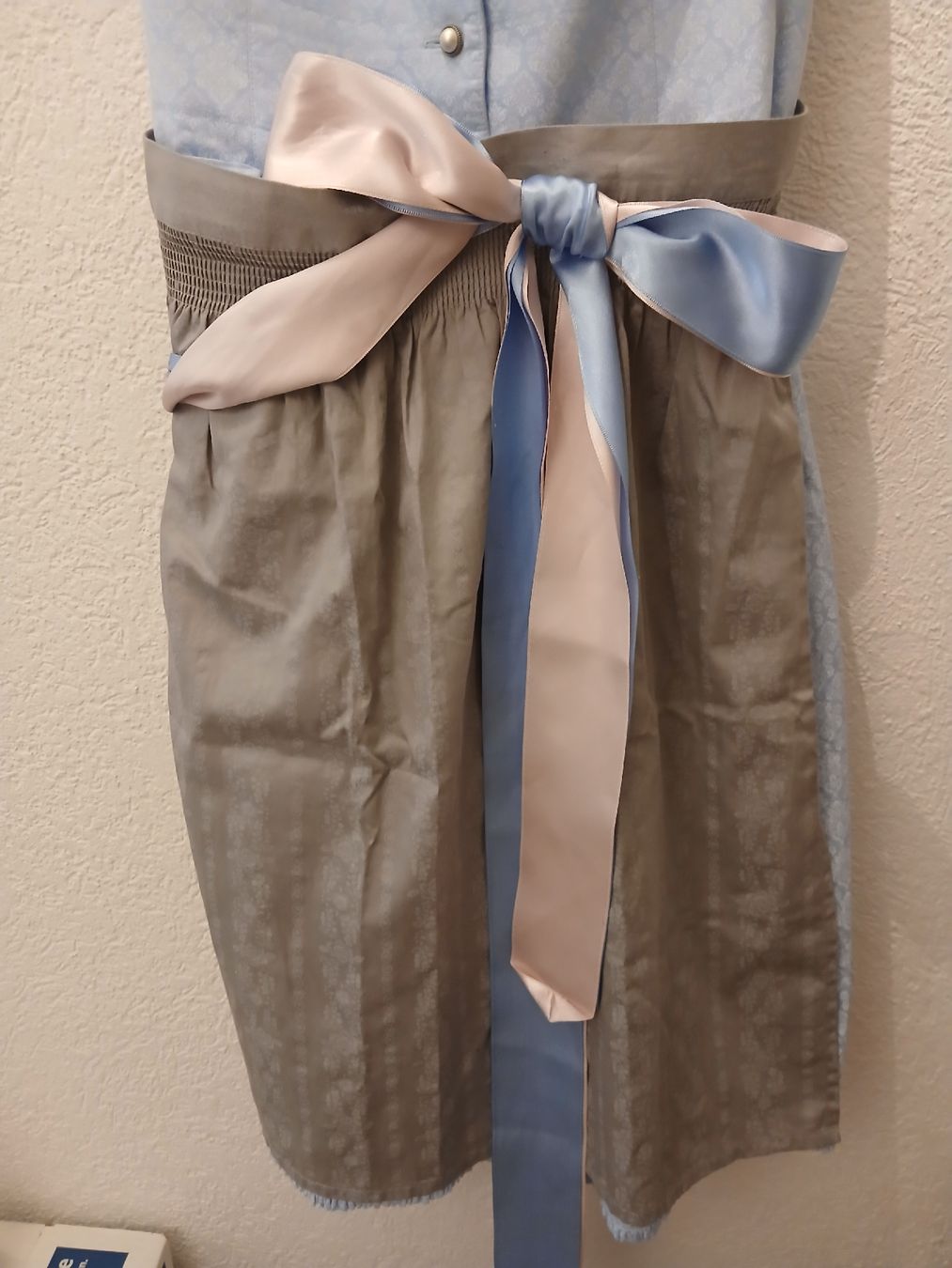 Robes: Edles Dirndl – Neuf (Voir description) à Turgi par alenki 2