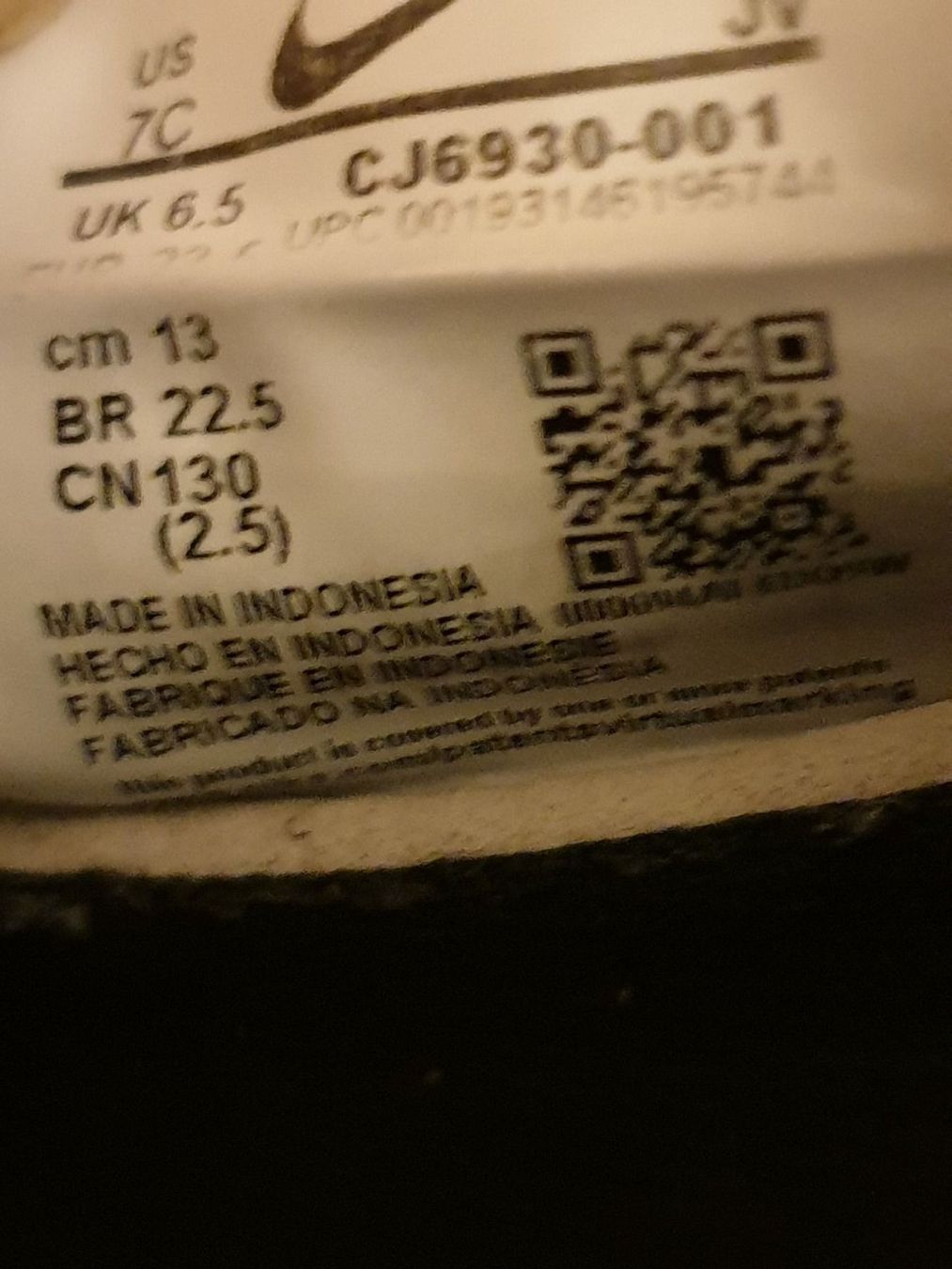 Nike Schuhe für Jungen: Nike bébé, taille 22,5, excellent état – Gebraucht aus Neuchâtel von Verenas12 4