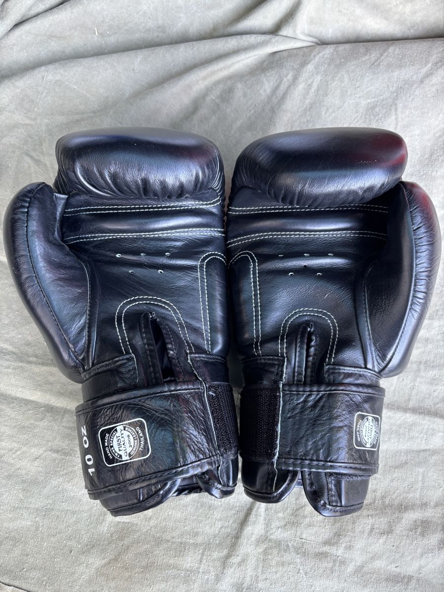 Guanti & manicotti: Gants de boxe – Usato da GENEVE venduto da W-__-2000 3