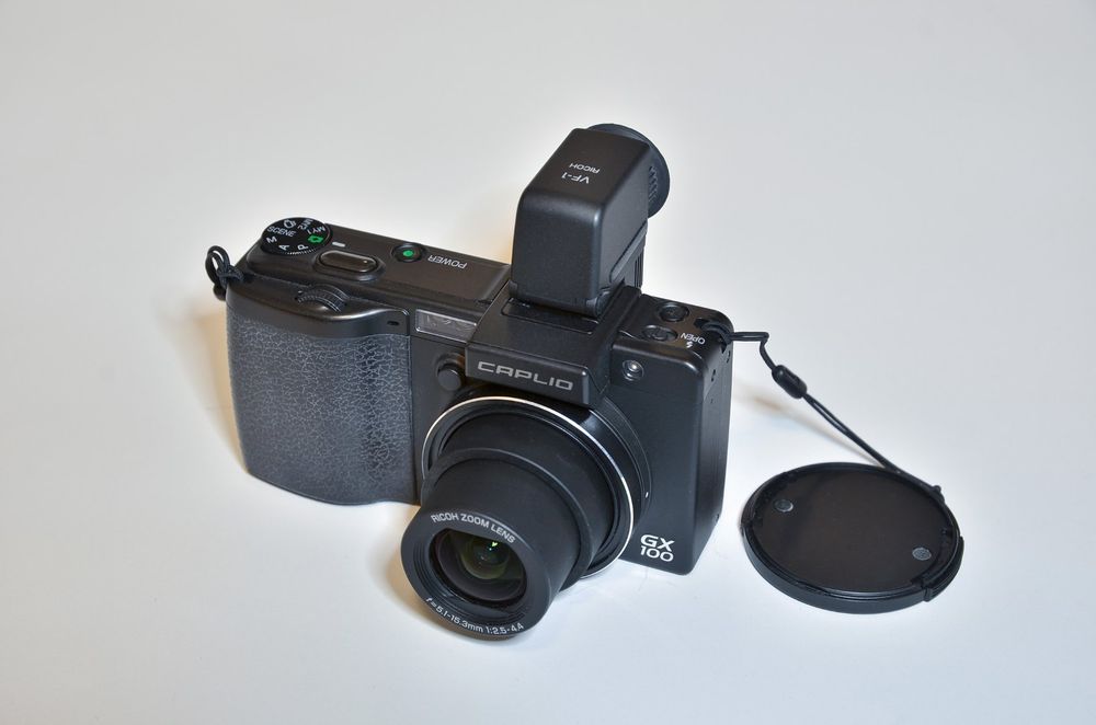 Ricoh Caplio GX100 – Kompaktkamera Weitwinkel 24mm! ab 1.- (Gebraucht ...