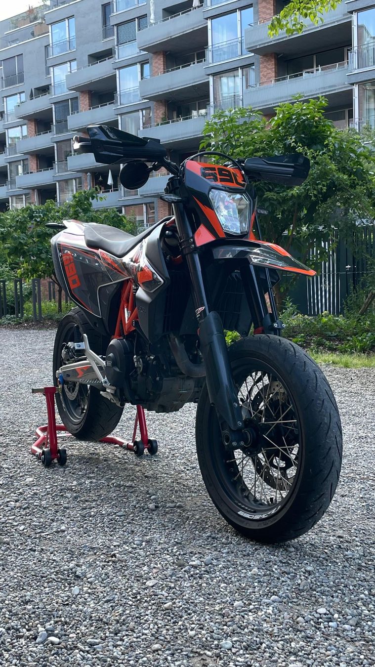 KTM Strada: KTM 690 SMCR 2019 - 55kW – Usato da Zürich venduto da jam_2lrx 8