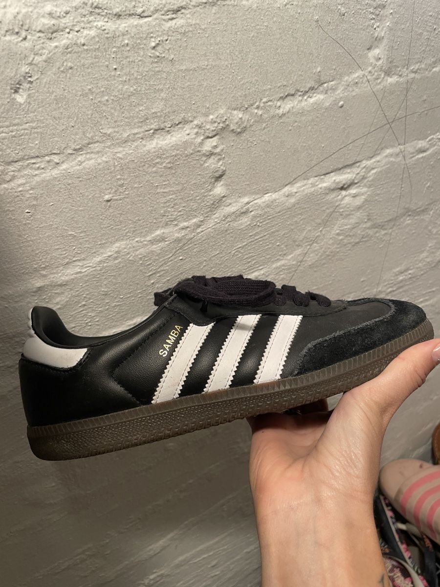 Scarpe da uomo: Adidas Samba schwarz/weiss – Nuovo (secondo la descrizione) da Winterthur venduto da jas_9ybp