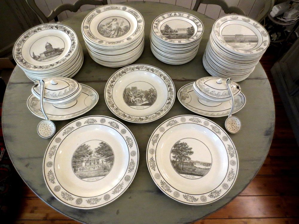 Dinette Ancienne XIXe – Service à Thé En Faïence Fine – 4 Assiettes, Pot à Lait, Sucrier