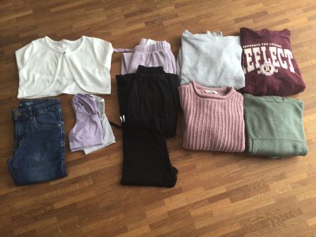 Kleiderpaket Gr. 146 H&M