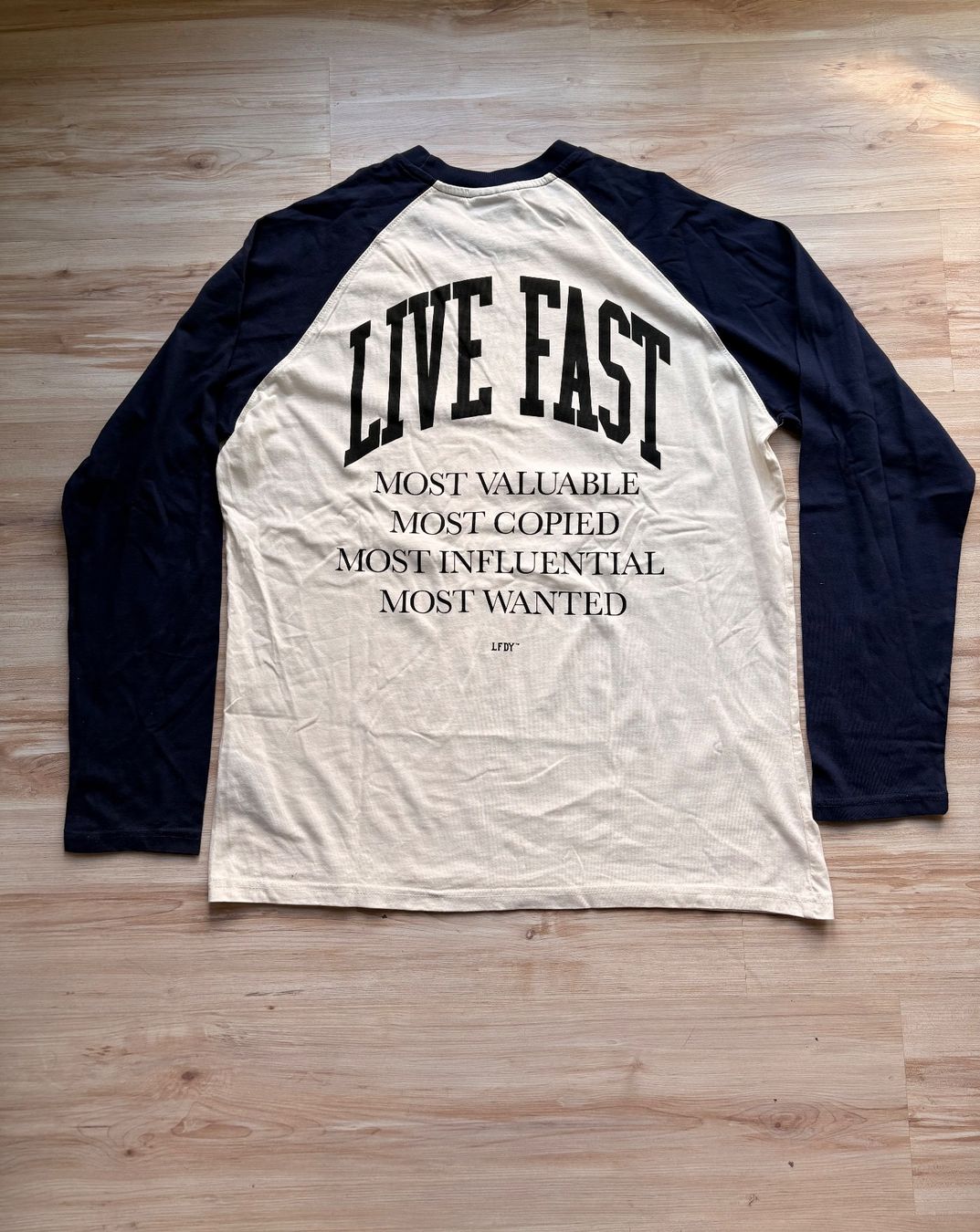 Live Fast Die Young T-shirt: LFDY Longsleeve – Usato da Wigoltingen venduto da _vntg_ 3