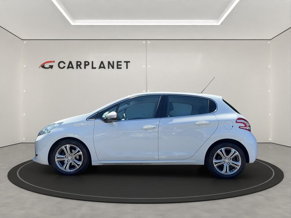 Peugeot Automobili: Peugeot 208 1.6 VTi – Usato da Ebikon venduto da autohausimholzebikon 1