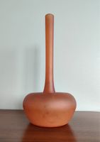 Vase berluze orange en pâte de verre non signée art déco
