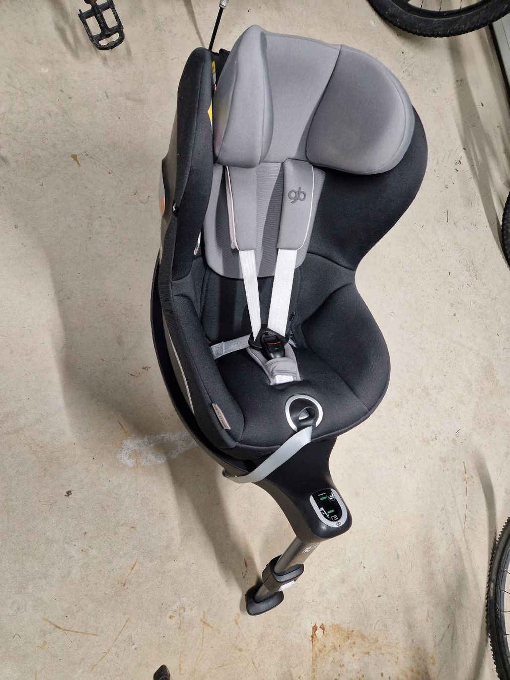 Seggiolini per auto: GB Vaya 2 i-Size Kindersitz – Usato da Bargen BE venduto da flo_8cv6 3