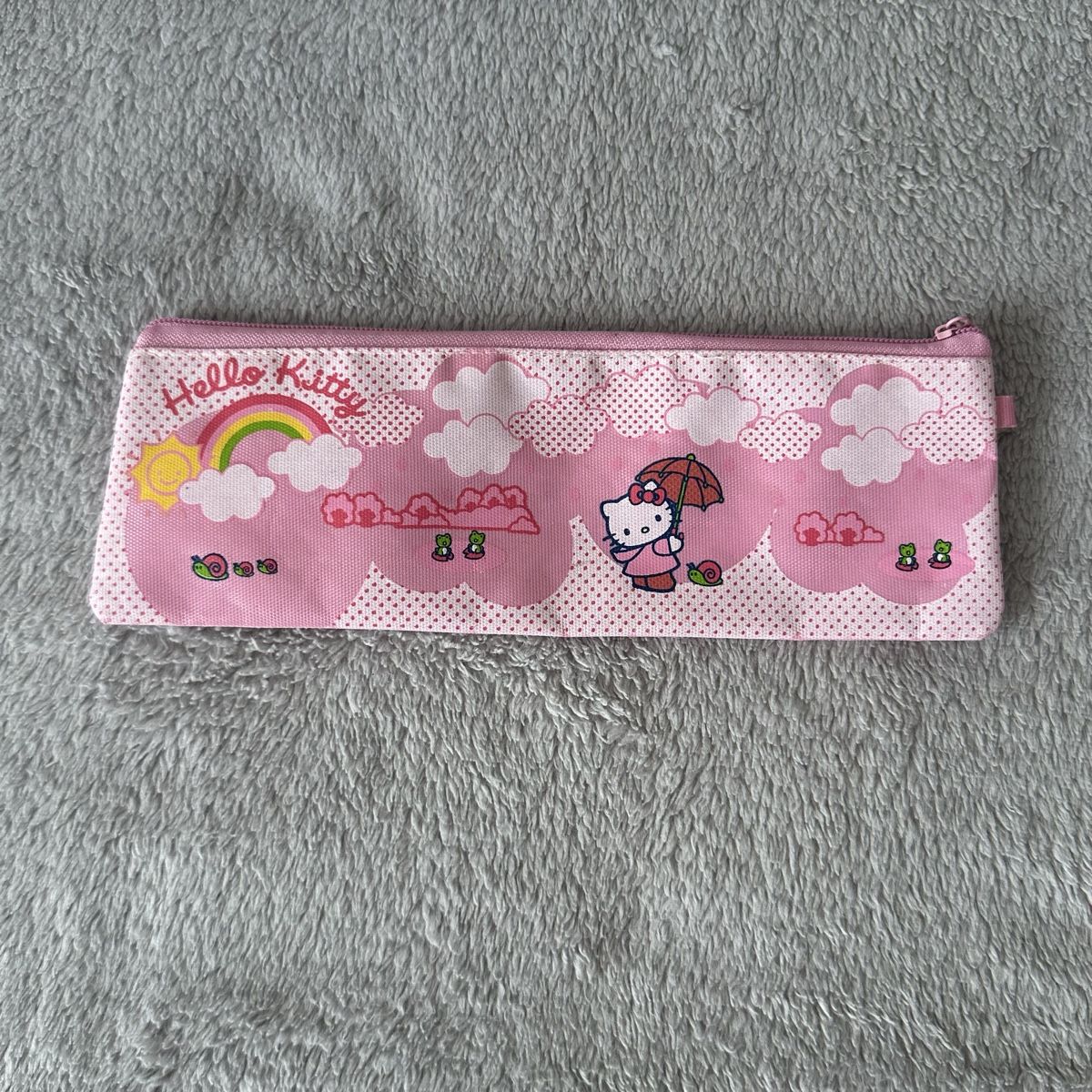 Sanrio Schüler-Etuis: Trousse Hello Kitty Rose – Gebraucht aus Givisiez von dor_xb9k