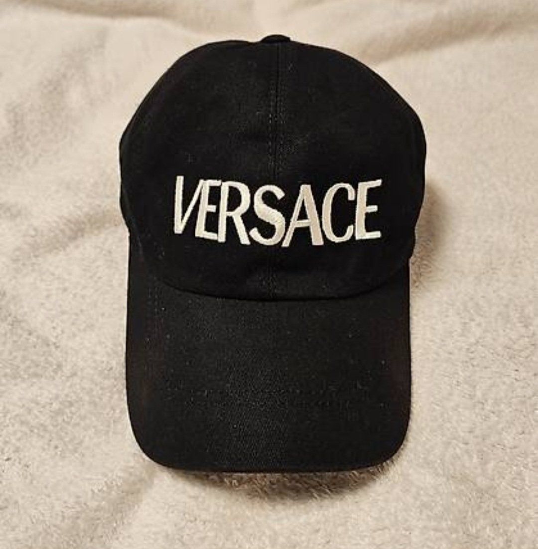 Altro in  Abbigliamento & Accessori: Versace cap – Usato da Amriswil venduto da newschweiz