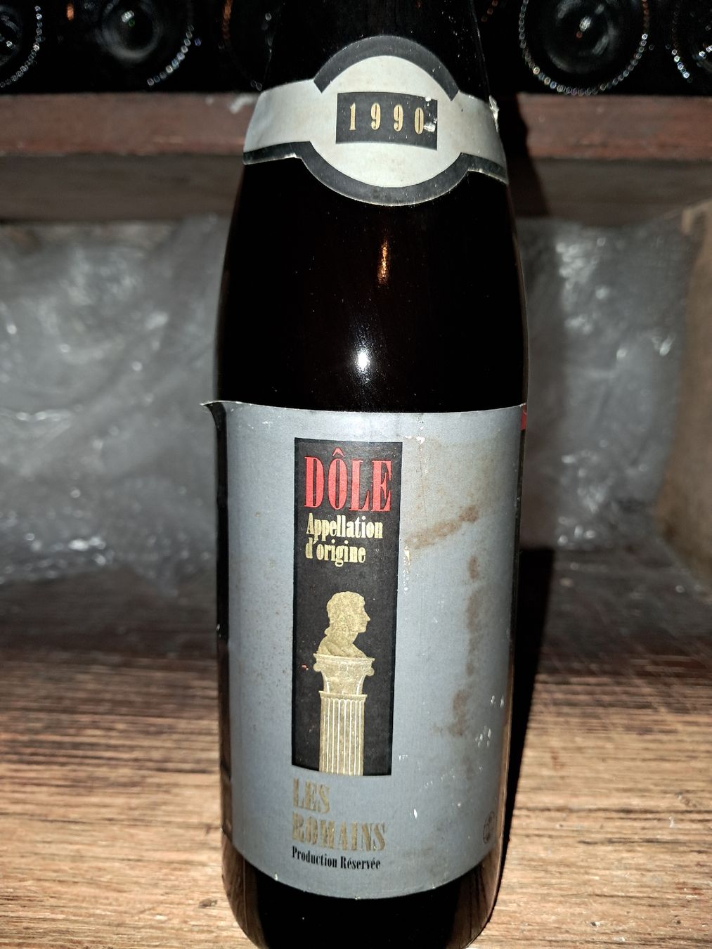 Vino: Dôle cuvée "Les Romains" 1990 – Nuovo e nell'imballaggio originale da Le locle venduto da juliensaran 1