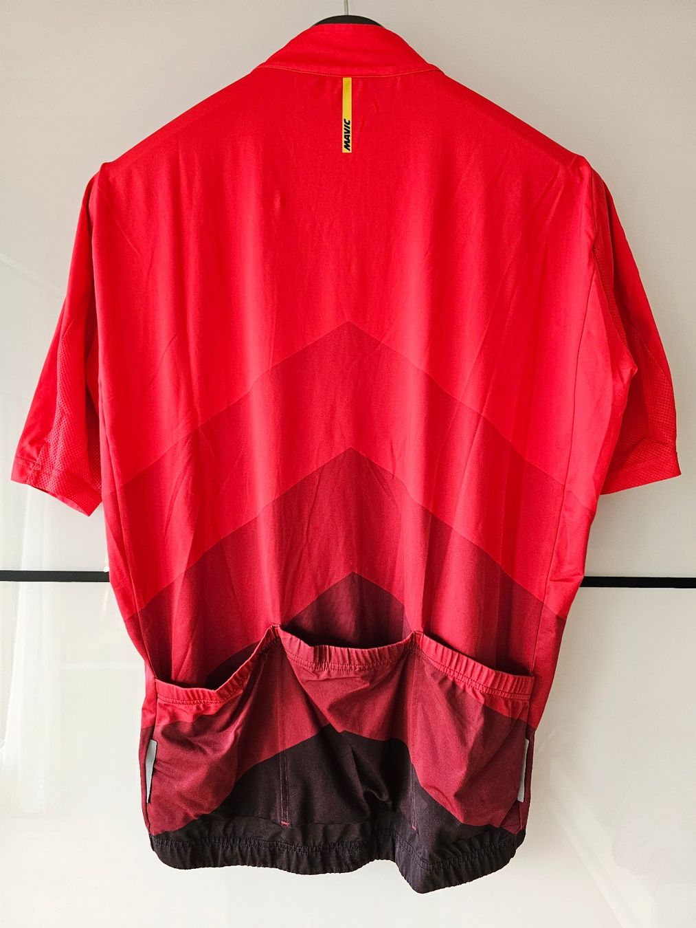 Leibchen & Hosen: 3x Velo Trikots - 2x Mavic 1x Triple 2 - Bundle – Gebraucht aus Zürich von Zurich_M 3